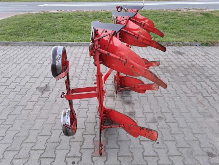 Pług obrotowy obracalny Niemeyer Volly Mat 3 skibowy