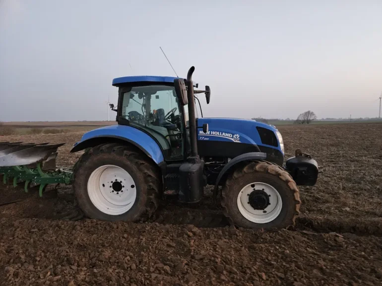 New holland t7.200 pneumatyka 8200mtg brutto 2014r