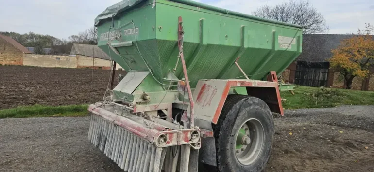 Rozsiewacz wapna rotina 7000