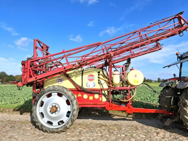 Opryskiwacz Hardi 2400l 24/21m Jaskółki Pełna Hydraulika stan BDB!