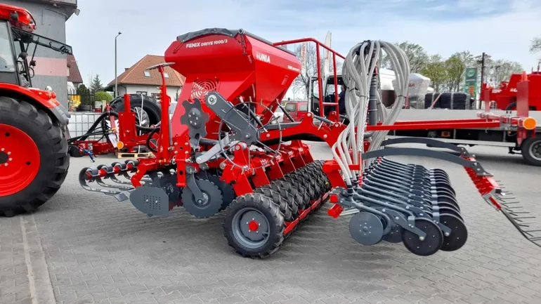 Zestaw uprawowo - siewny pneumatyczny UNIA FENIX T 1000/3 - PROMOCJA