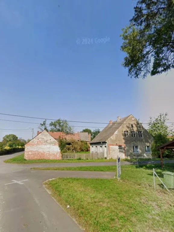 Dom, Stodoła , Budynki Gospodarcze - nad Jeziorem