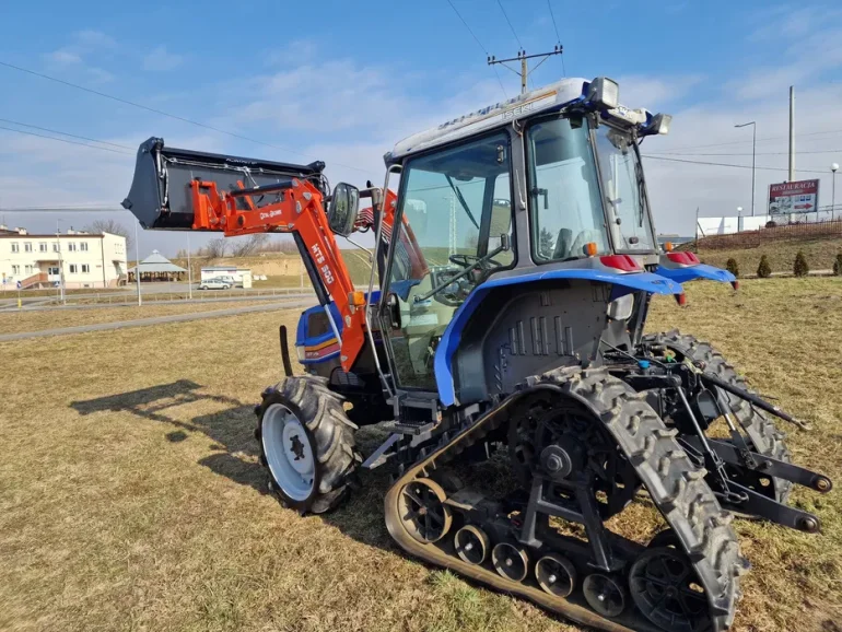 Traktor Japonski Iseki TJ65 z Ładowaczem
