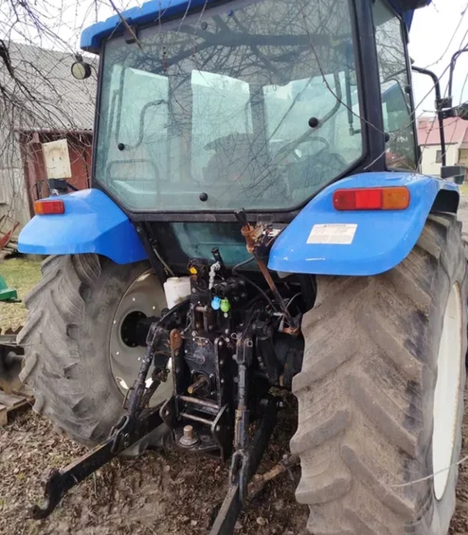 New Holland TL 100