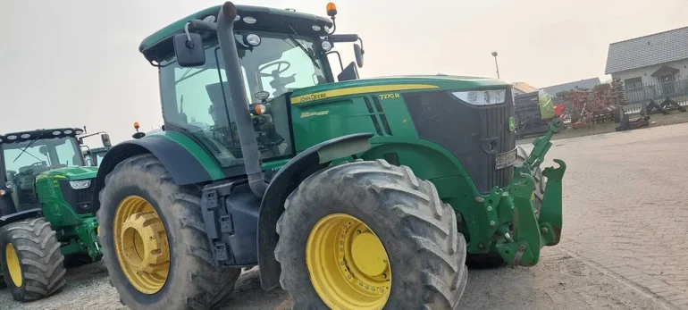 John Deere7270 R