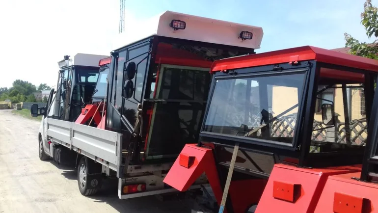 Kabina kabiny ciagnikowe c330 c360 mf t25 bizon transport PROMOCJA