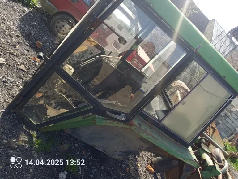 Kabina John Deere 2130 części