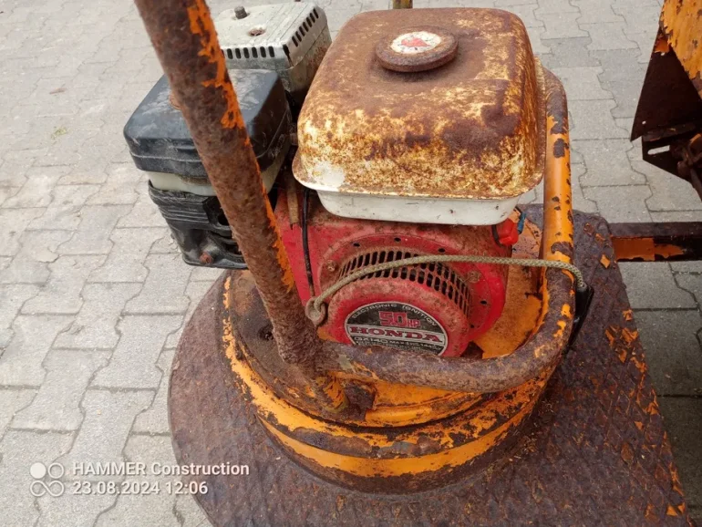 Mini paszowoz wozek paszowy elektryczny lydersens