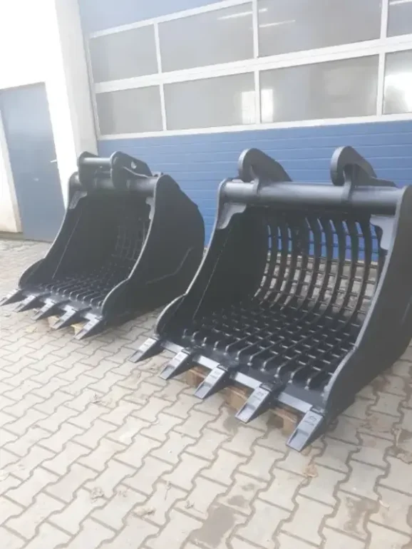 Łyżka ażurowa do przesiewania 13-18 ton.
