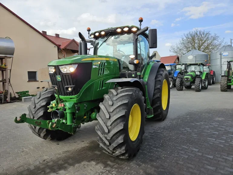 John deere 6215r pneumatyka 2015 rok tuz wom
