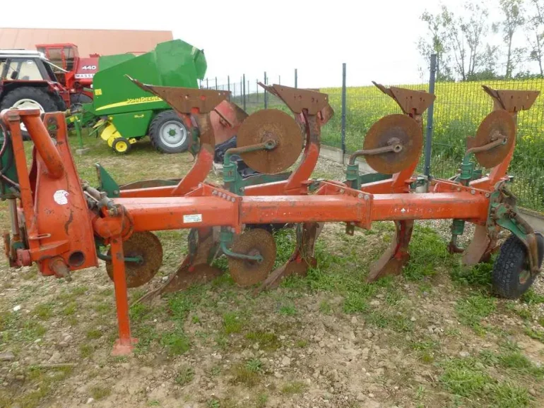 kverneland overum lemken kuhn unia john pług obrotowy