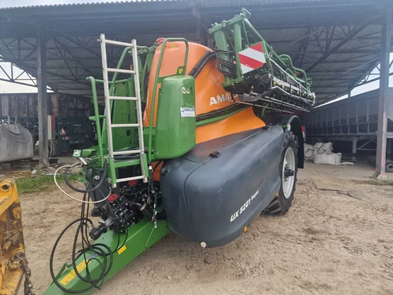 Opryskiwacz Amazone UX 5201 rok 2019 Isobus 36m Jaskółka