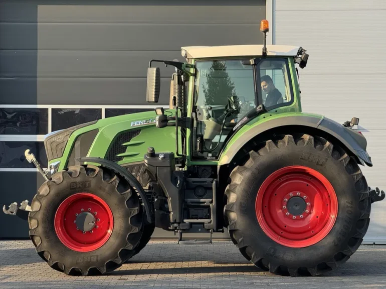 Fendt Vario 826 Profi Plus GPS 6600 mtg!