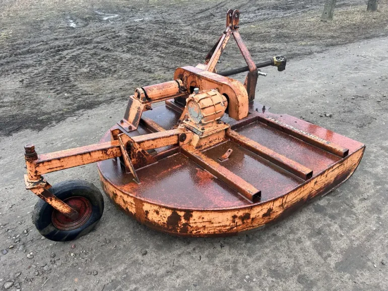Kosiarka pielegnacyjna do sadu mulczer