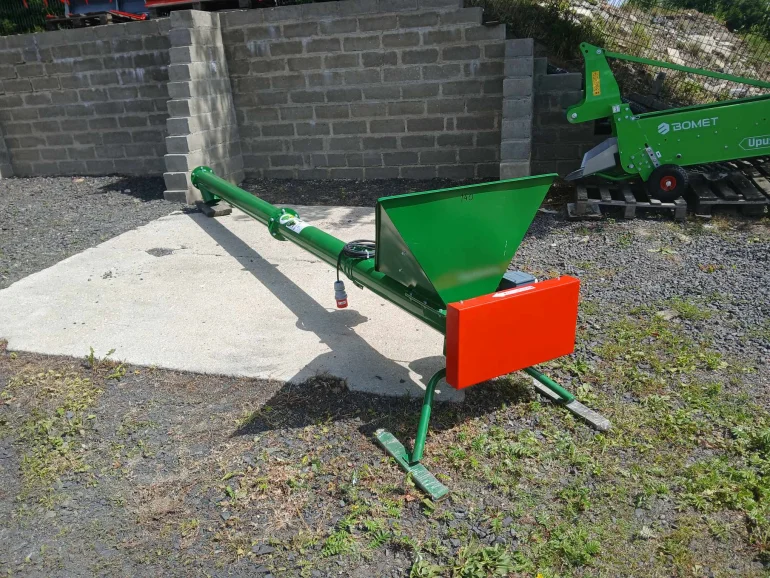 Przenośnik ślimakowy  T401 z koszem