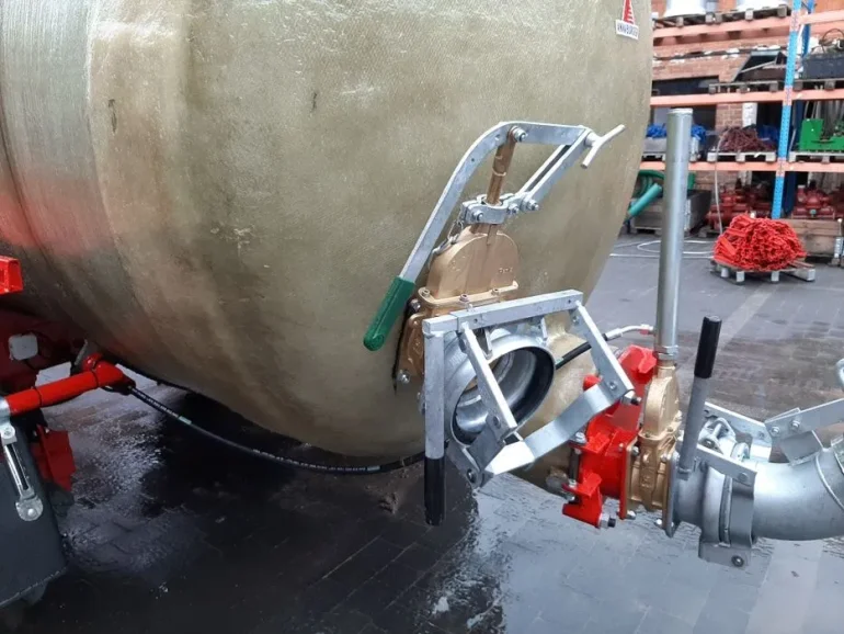 Zasuwa 6" hydraulicznie otwierana z siłownikiem beczkowóz hts beczka a