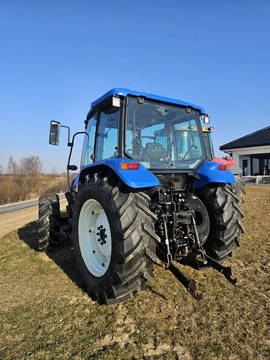 New holland t 5050