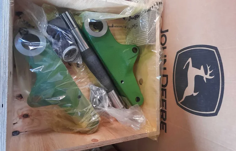 Zestaw tylnego podnośnika ramiona+wałek John Deere 6920,6910 AL181504