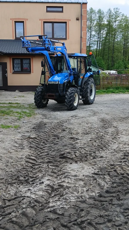 Ciągnik new holland td5010 ,rok produkcji 2009,przebieg 7000Mt