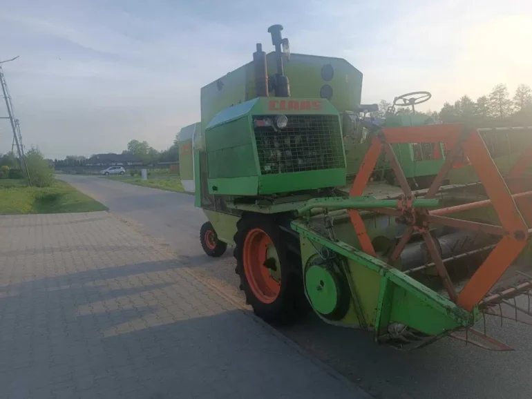 Kombajn new holland claas cosmos silnik deutz