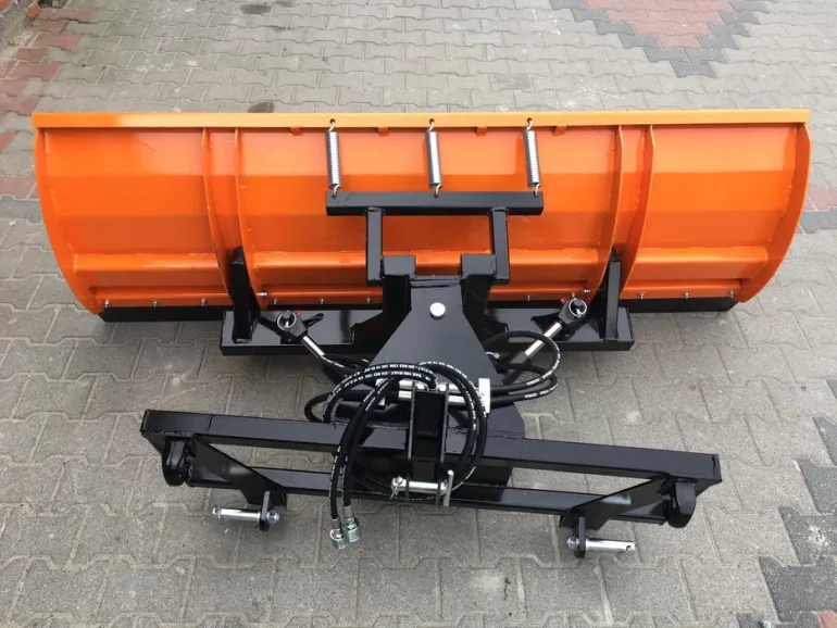 Pług Śnieżny do śniegu na płytę MF C-360 C-330 Kubota John Deere 2m
