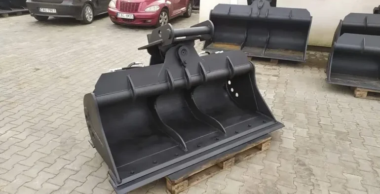 Skarpówka 0.6m3 Łyżka skarpowa skarpówka hydrauliczna.