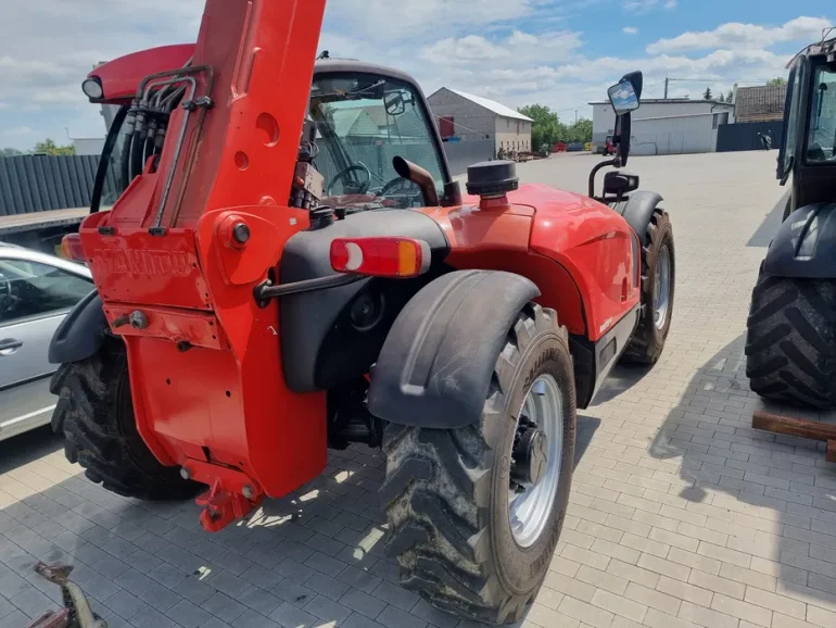 Ładowarka teleskopowa Manitou 634 - 15r klima* 735 - 14r klima* jcb 53