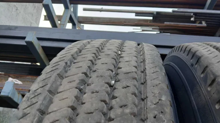 Koła 315/80 R 22.5 8 otworów do przyczepy HL HW THK bezdętkowe