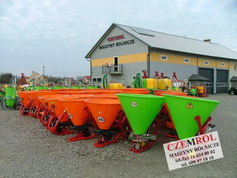 Rozsiewacz 300l Promar t.600.97.18.18