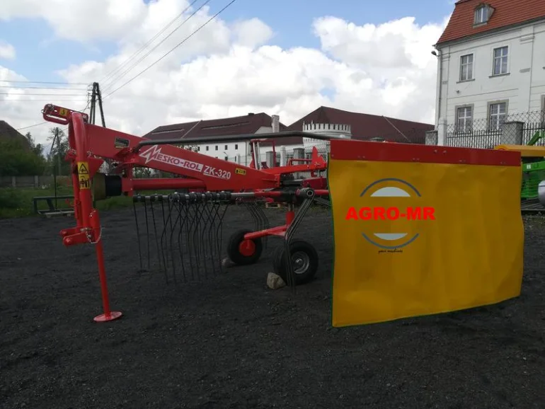 Zgrabiarka karuzelowa