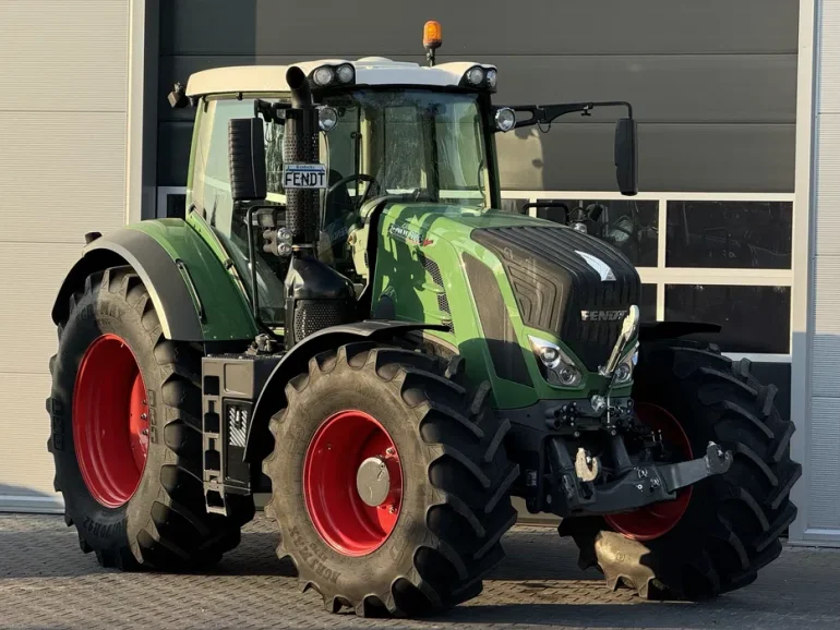Fendt Vario 826 Profi Plus GPS 6600 mtg!