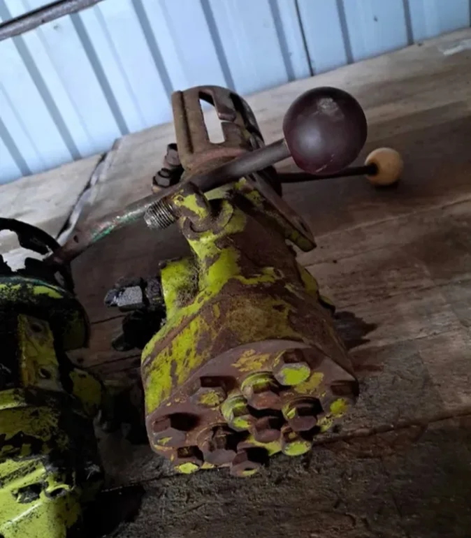 Rozdzielacz hydrauliczny claas meracator 50,60,70,75 Protector senator