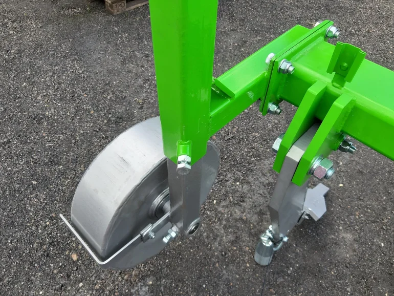 Głębosz MUSCA Głębokość robocza do 45 cm