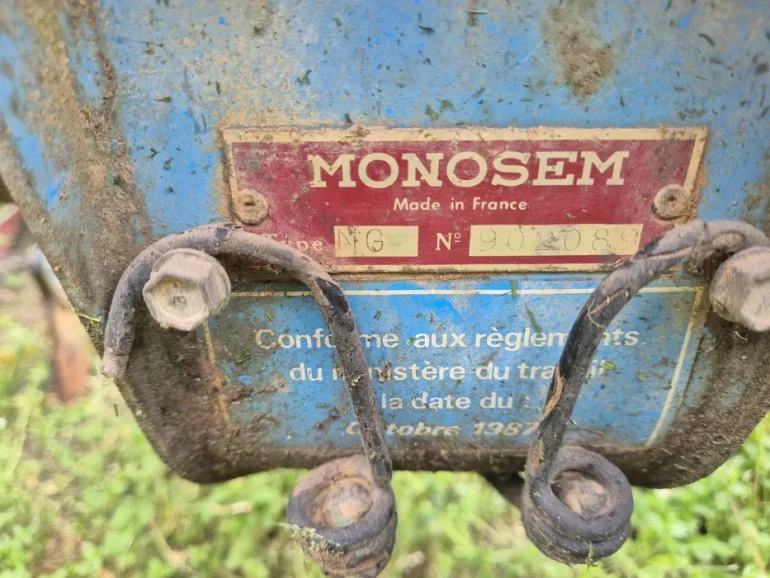 Siewnik kukurydzy Monosem NG części sekcje wysiewu