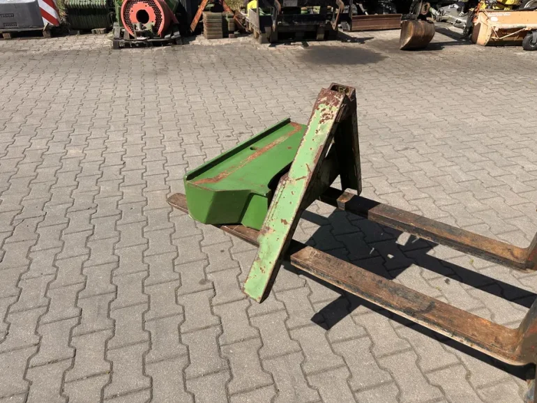 Obciaznik john deere 110 kg na trojkat