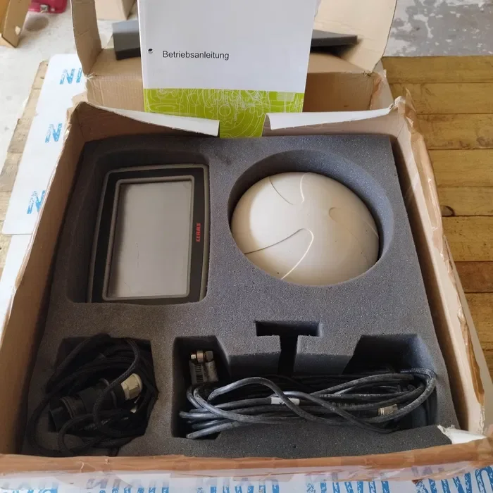 Nawigacja rolnicza jazda rownolegla Claas S7 trimble teejet topcon