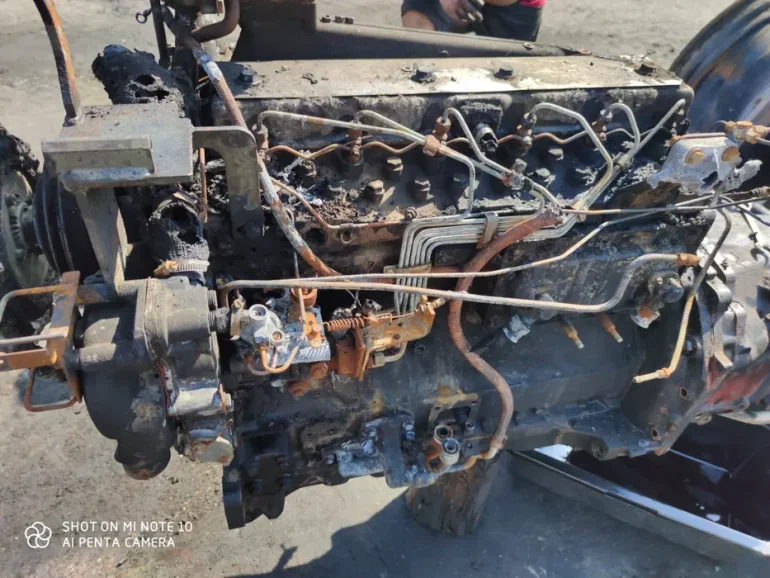 Silnik Perkins 6 cyl/MF 6290 typ 3711K03A/2