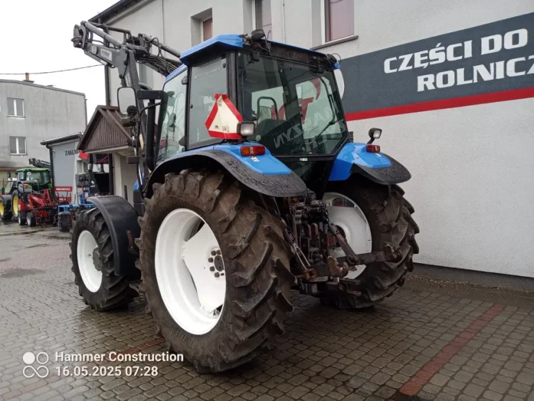 New Holland TS90