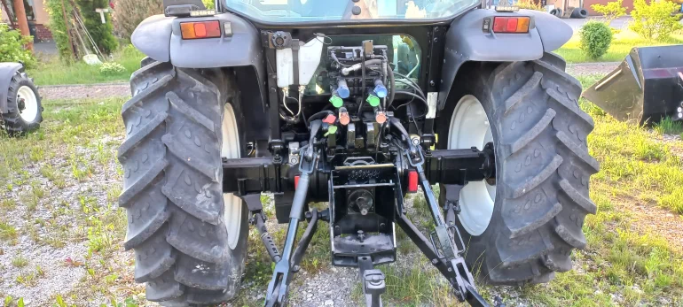 New Holland T4050 Deluxe 2014r 5770h 96KM TUZ VOM do odśnieżania zamiatania