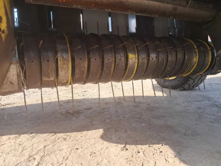 Prasa rolująca John Deere 550 w oryginale 545, 580 claas hesston