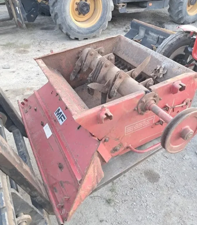 Sieczkarnia rozdrabniacz słomy massey ferguson 186,206,240
