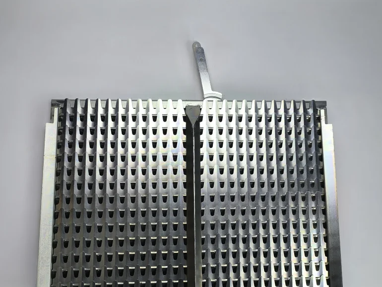 Sito uniwersalne do kombajnu Claas Lexion 405 / Sita Claas Lexion 410 - 736182