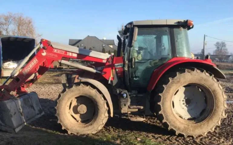Ciągnik rolniczy Massey Ferguson 5710S Dyna-6