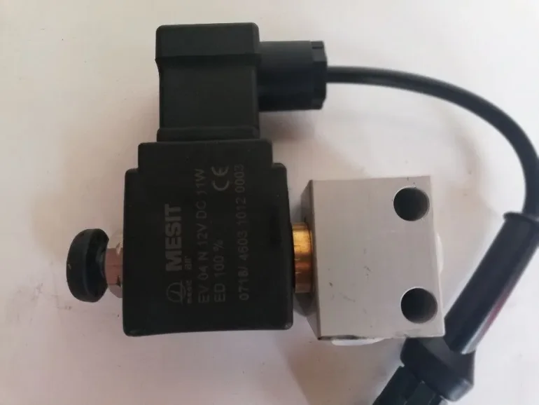 Zawór elektromagnetyczny cewka blokady Zetor Proxima