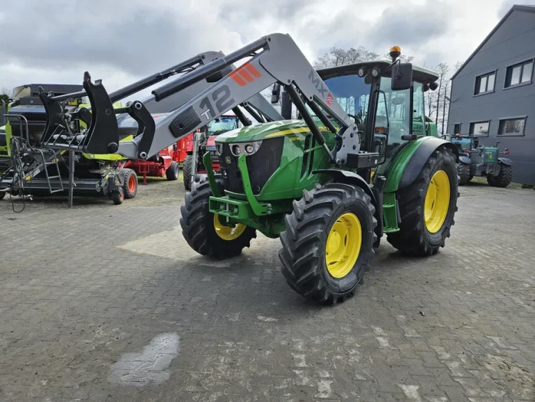 Piękny John Deere 6110MC z ładowaczem MX 16Rok Faktura
