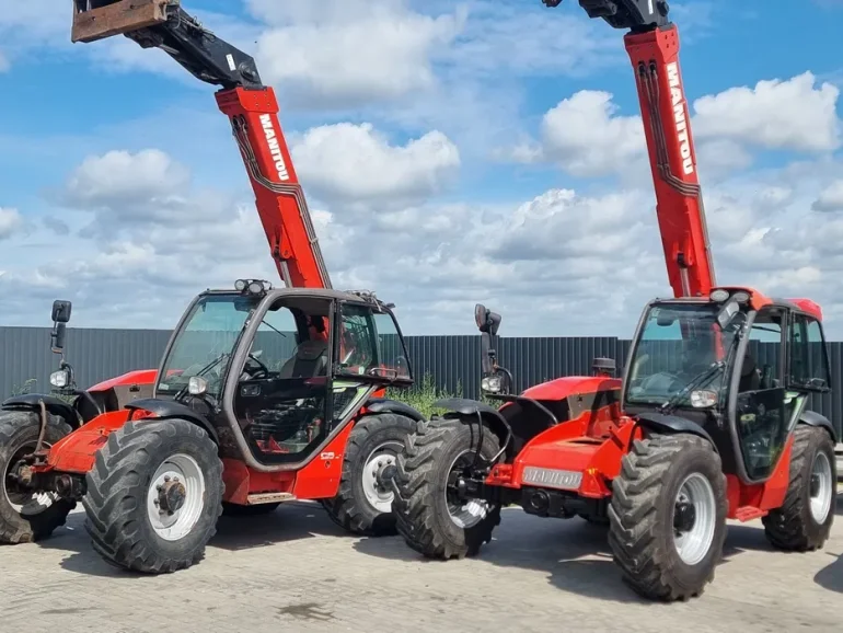 Ładowarka teleskopowa Manitou 634 - 15r klima* 735 - 14r klima* jcb 53