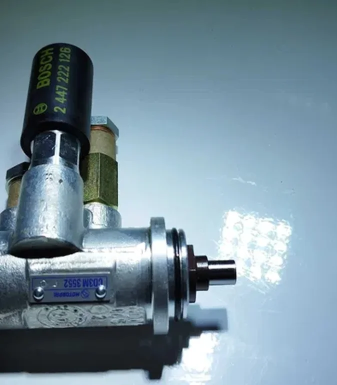 Pompa paliwa zasilająca CD3M3.552 933.295 Forterra Proxima 7340 EKO