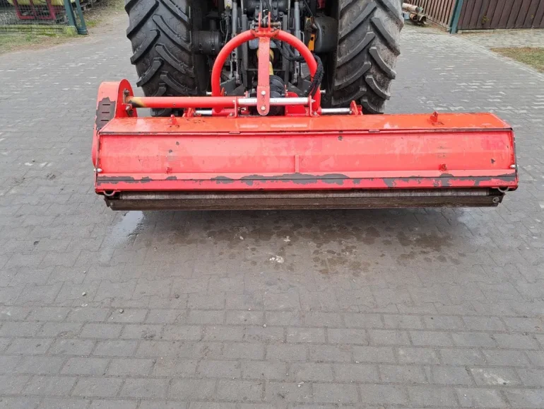 Mulczer tylno boczny z przesuwem 240 cm