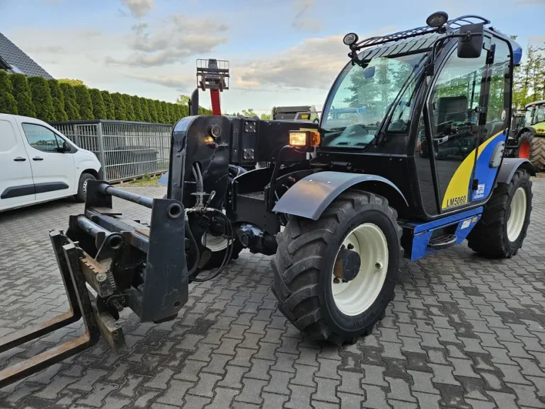 Piękna Ładowarka New Holland LM5060 3725 mtg! 11Rok pierwsze opony Fa