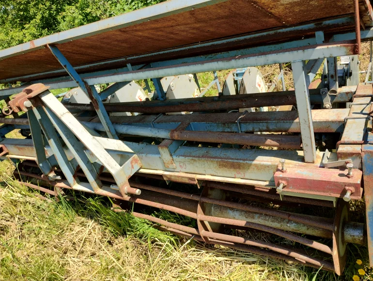 Maszyna do sadzenia warzyw sałata, kapusta, seler